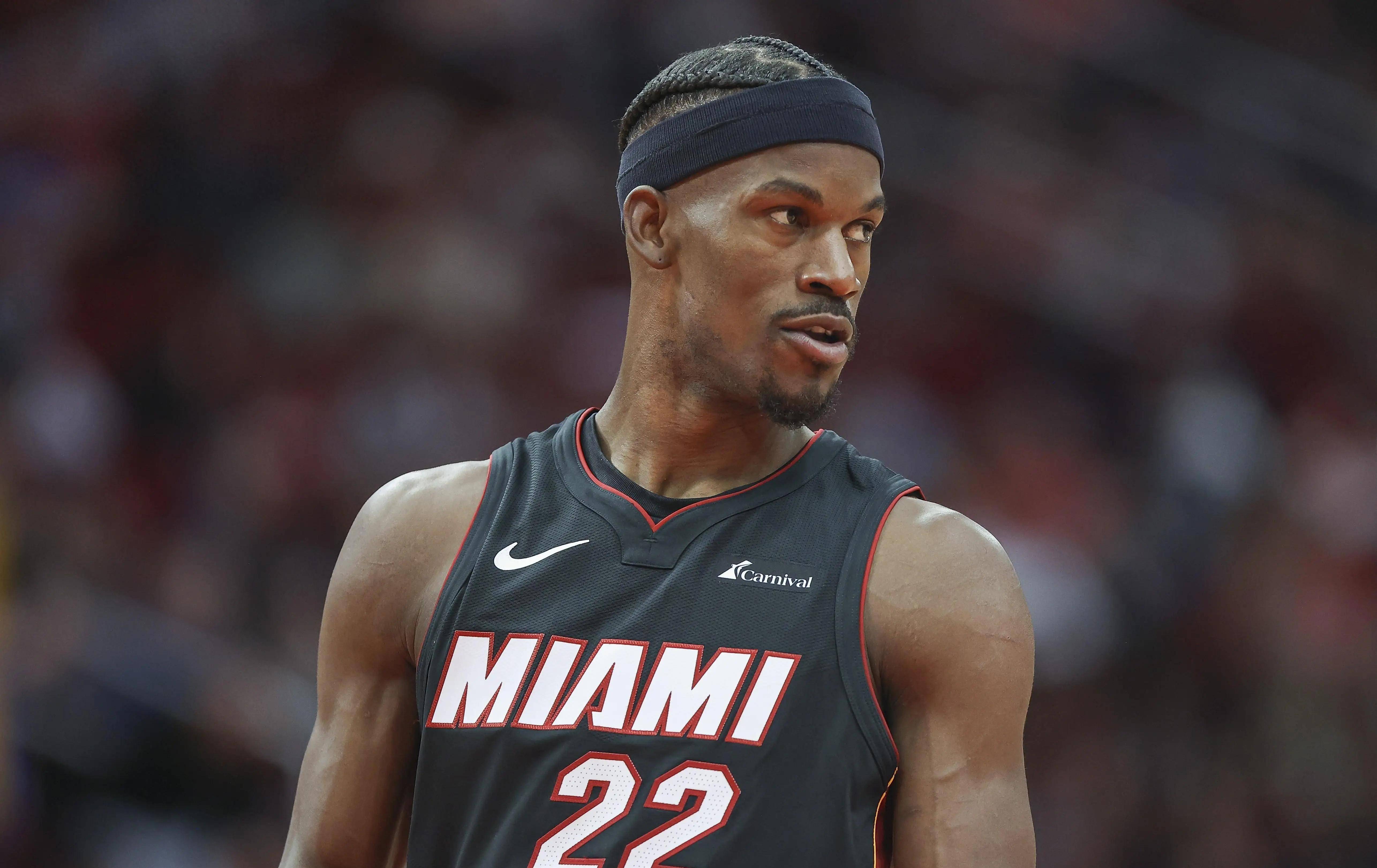 ac米兰体育官网-雷霆横扫尼日利亚男篮,波尔津吉斯完成帽子戏法