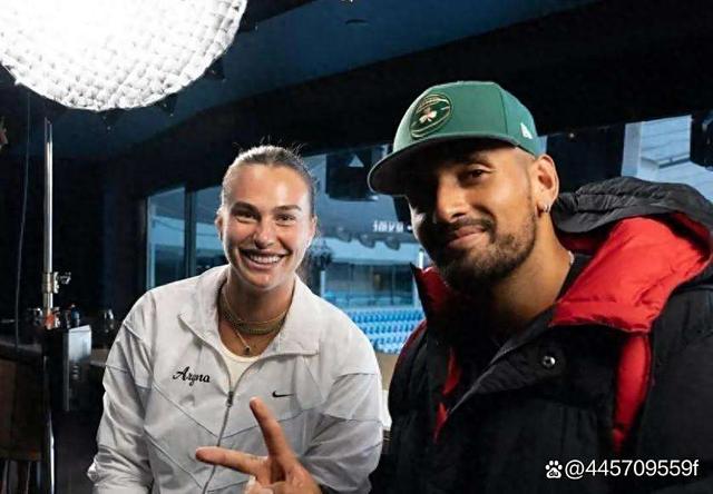 关于英国网球队强势西班牙网球队，克耶高斯统治全场的信息