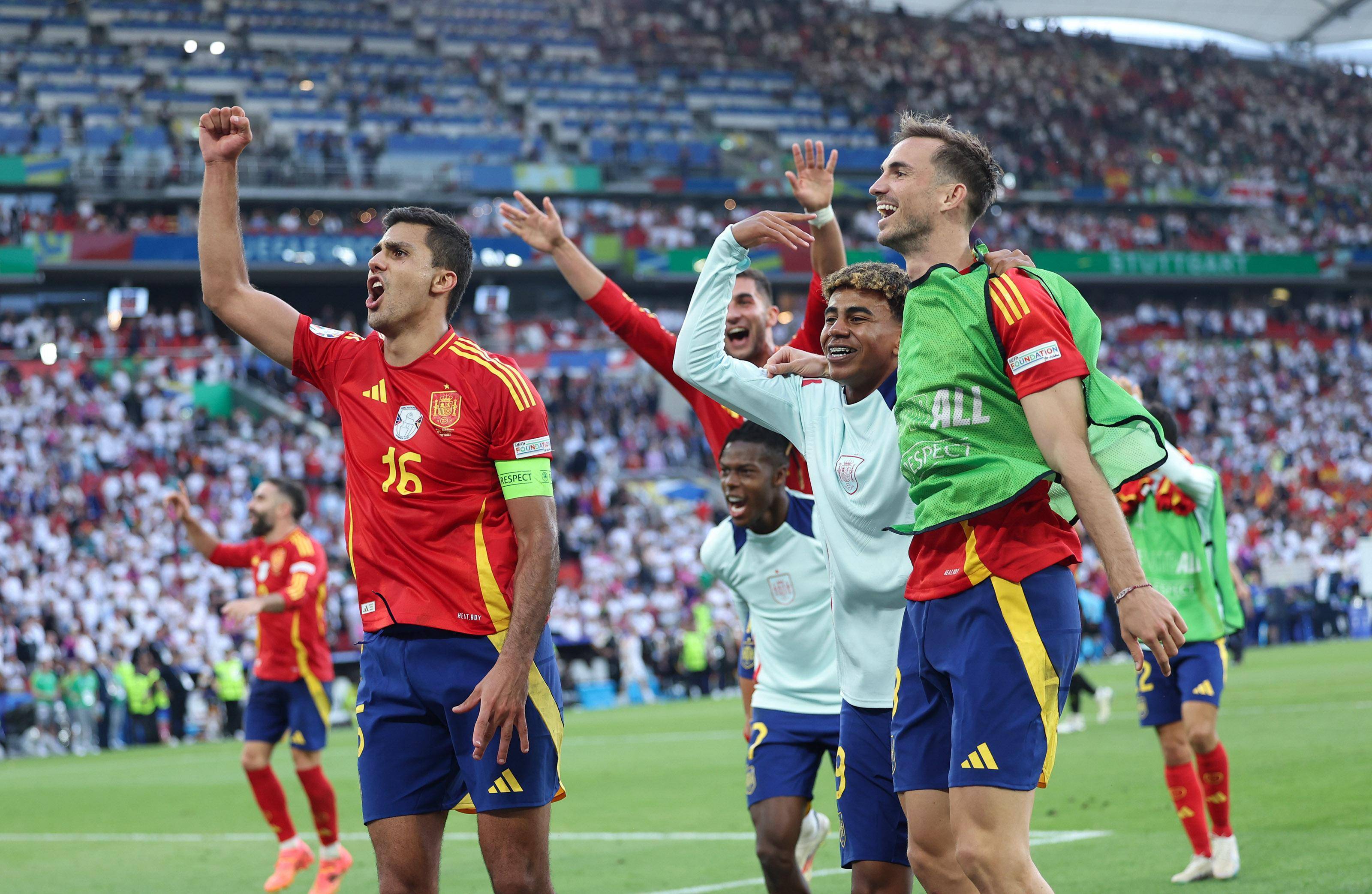 ac米兰-西班牙客场平保加利亚：西班牙0-0逼平保加利亚的简单介绍