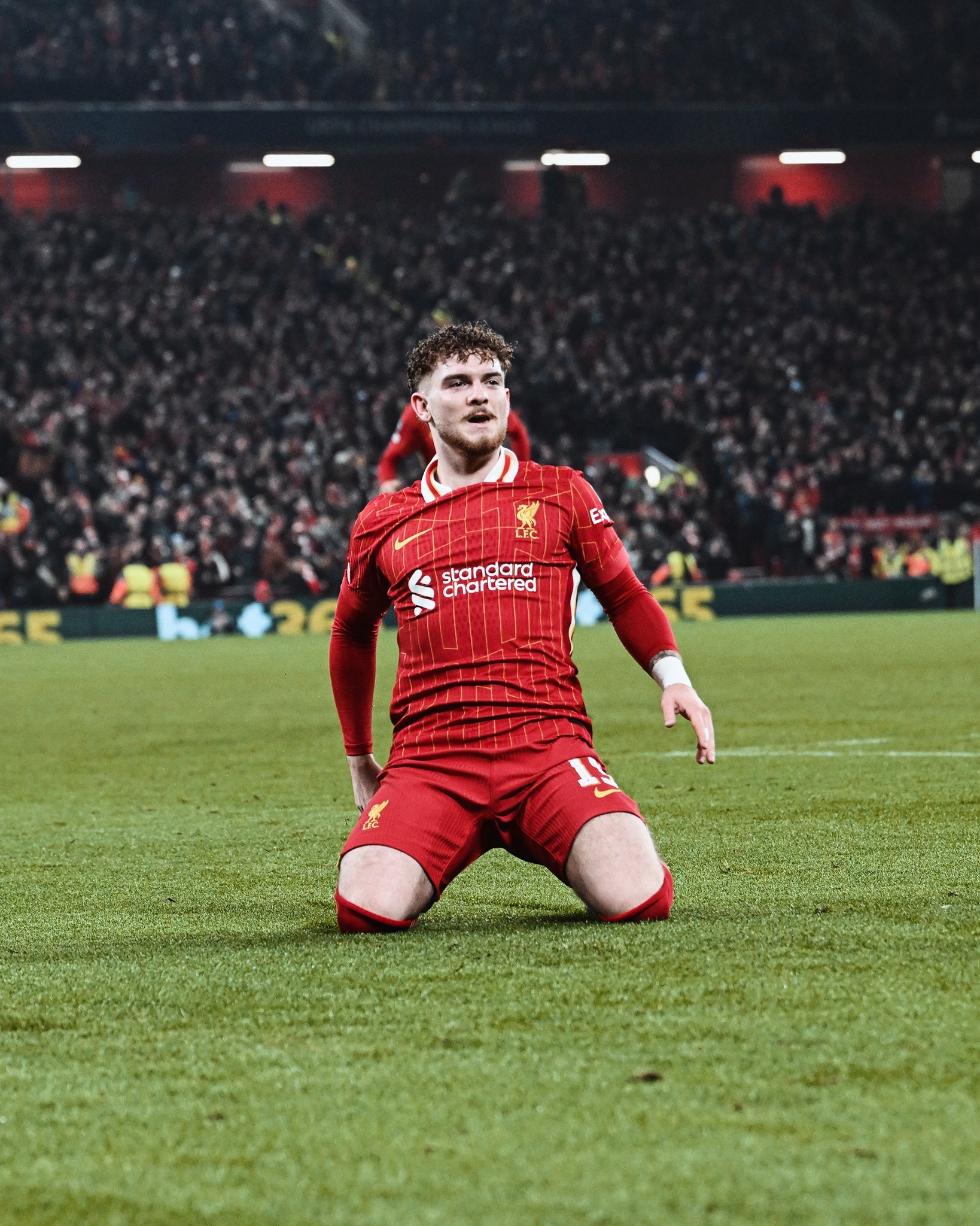 包含利物浦逆袭克敌，挺进欧冠八强的词条