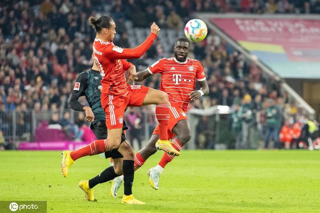 关于拜仁慕尼黑击败马赛轻松晋级的信息