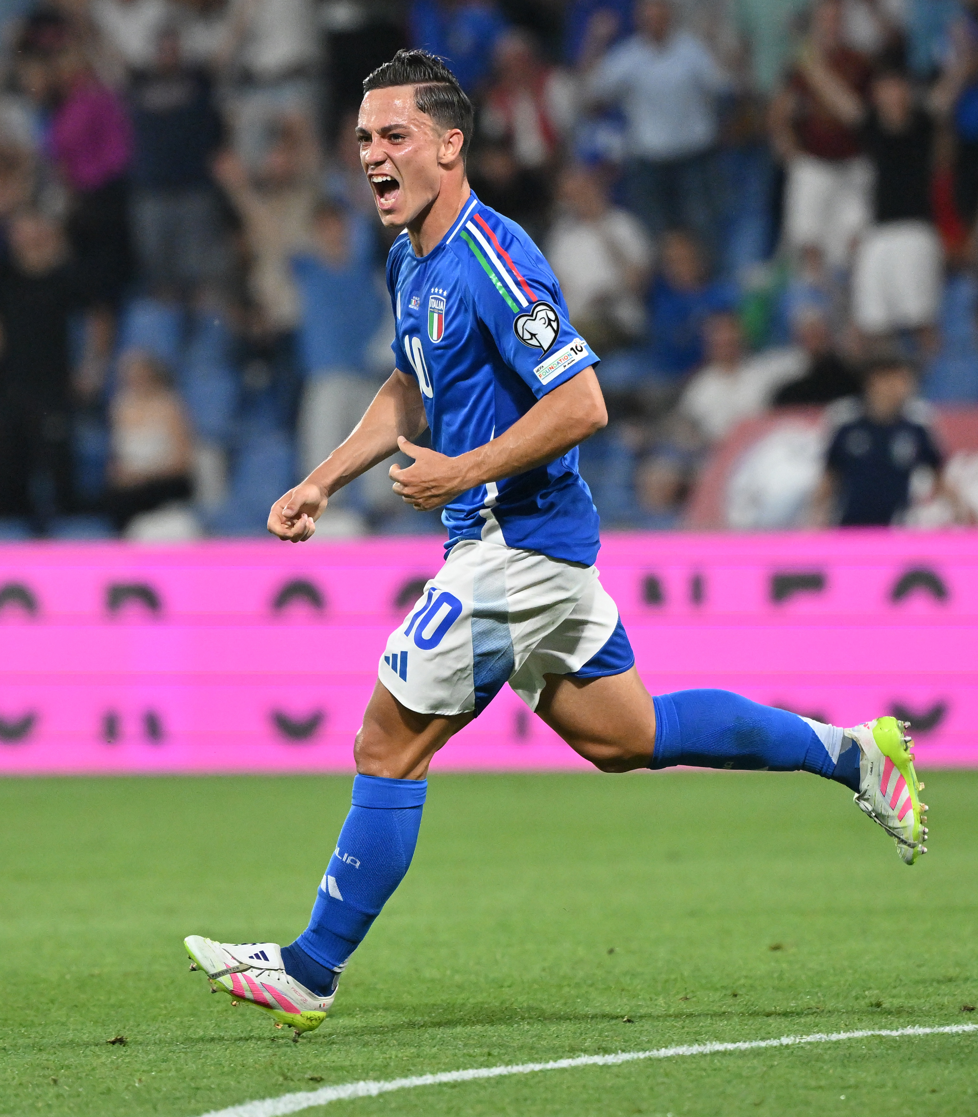 意大利足球联赛球队训练赛胜出的简单介绍