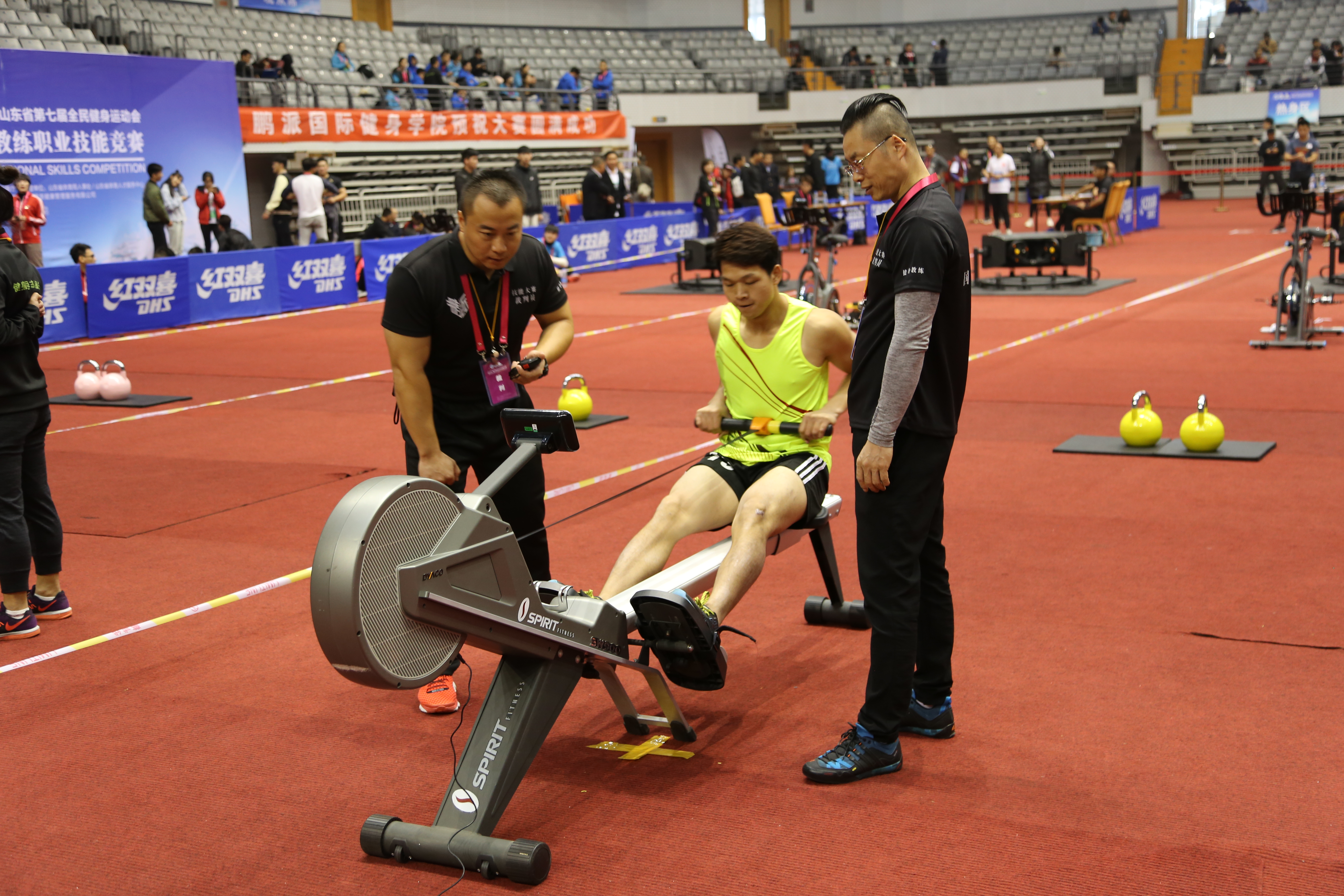 史图加特战绩艰难，主教练表示压力山大的简单介绍