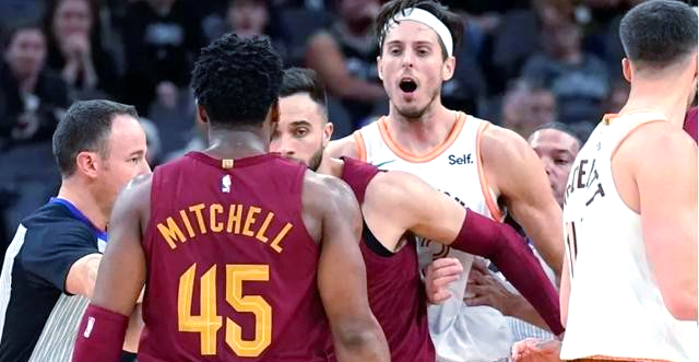 公牛力克雄鹿，米切尔带队取胜的简单介绍