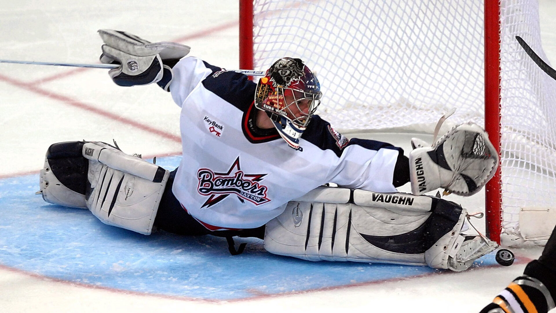 ac米兰体育官网-突尼斯稳稳拿下丹麦，德布劳内爆发背后的战术密码