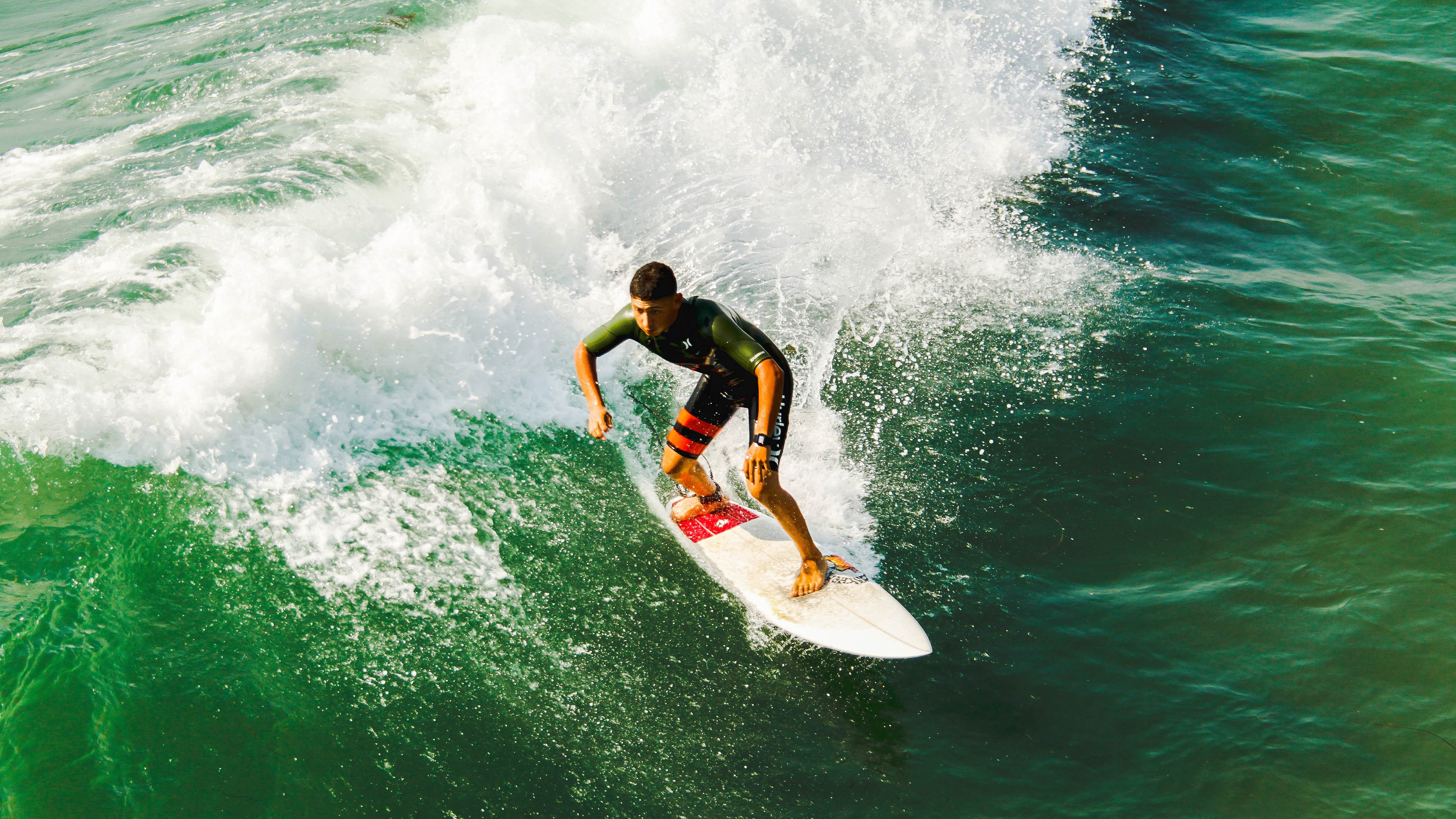 孤胆骑士与钢铁洪流,布克如何以一人之力击溃广东王朝