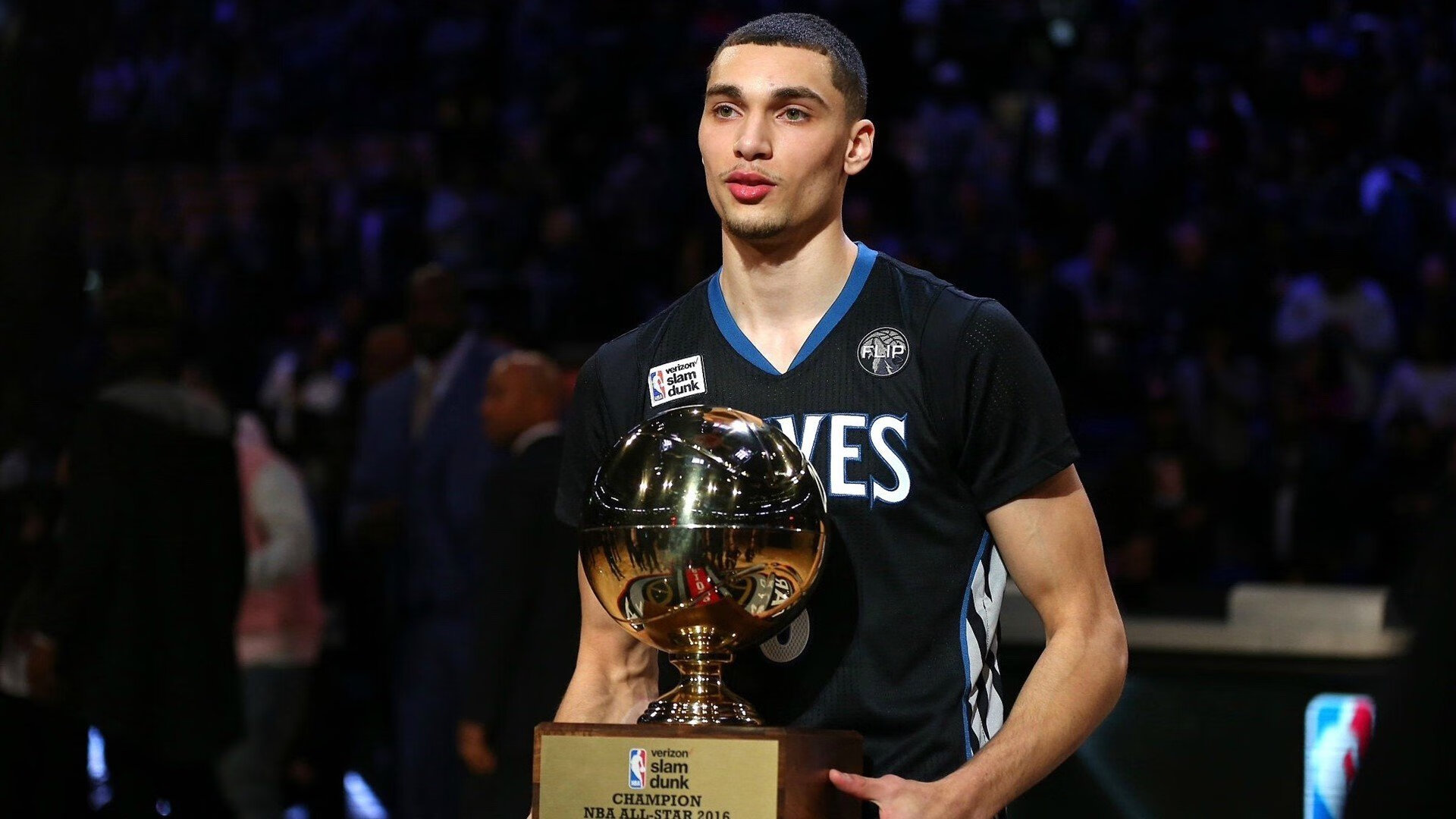 2026世界杯之夜,乔治关键战不手软—当命运之门在绿茵场上开启