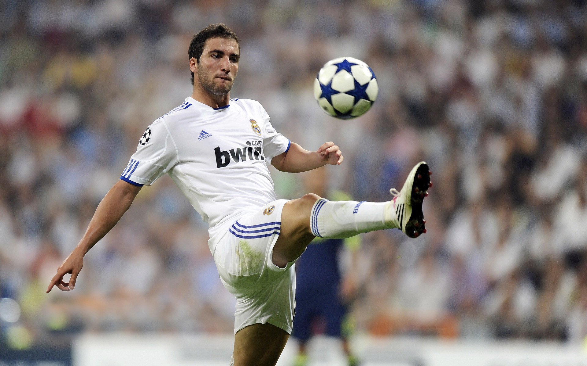 佩德里独舞安联，西班牙风暴席卷莱比锡—一场定义时代的横扫